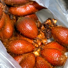 Salak fruit 050514-salak-fruit