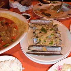 061227-long-clams-fish-head-curry
