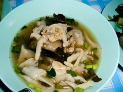 060103-chicken-feet-soup